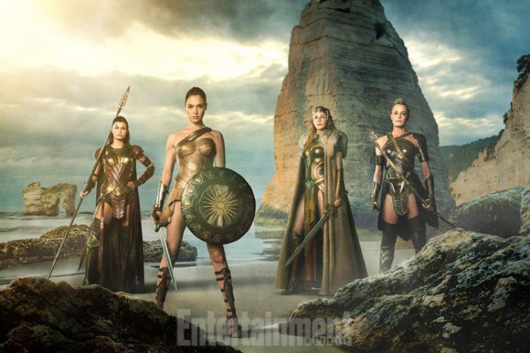 wonder-woman-and-amazons